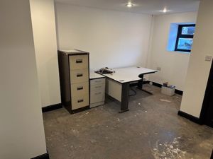 Photo 6- click for photo gallery